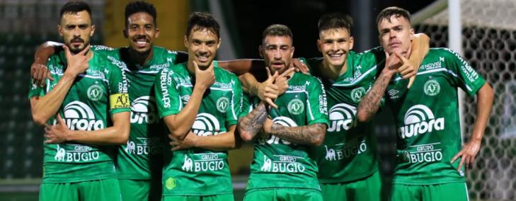 CHAPECOENSE supera obstáculos e volta à elite