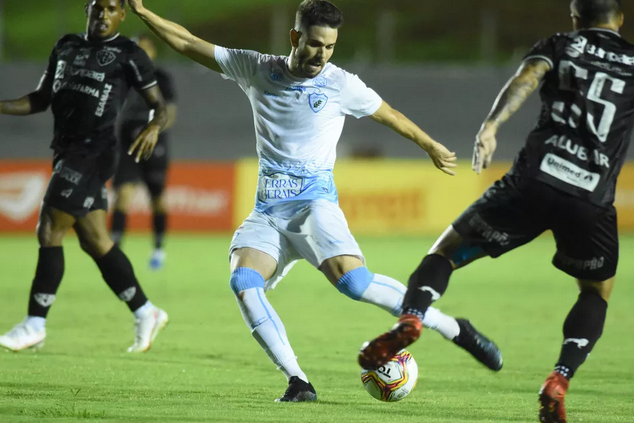 Série C: Com suspensão, técnico promoverá mudanças no Londrina para jogo decisivo