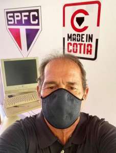 Ex-jogadores do São Paulo não perdoam e sacaneiam foto de Muricy Ramalho