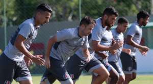 Série C: Santa Cruz quita parte da dívida com elenco antes de rodada decisiva