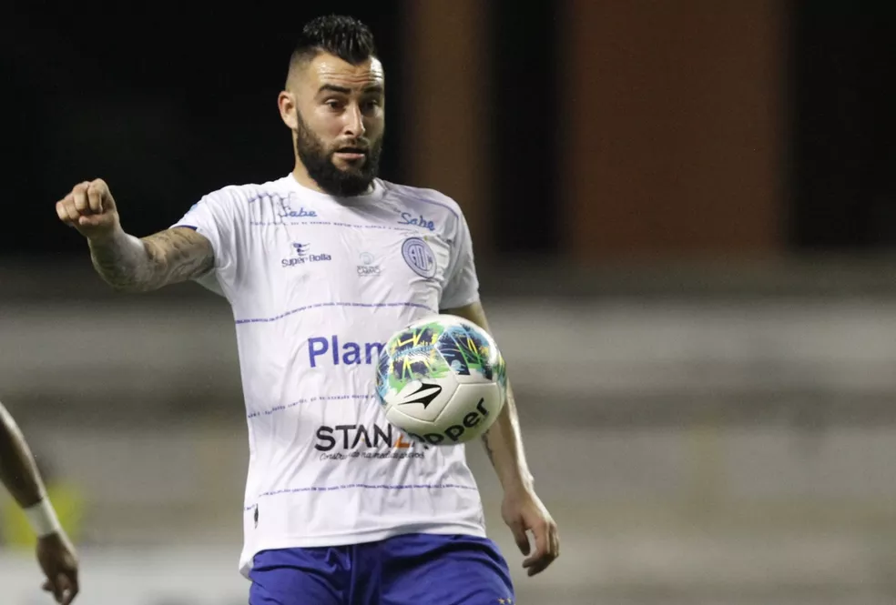 Time nordestino contrata atacante ex-Portuguesa e repatria meia