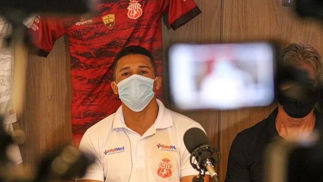 Charles Guerreiro vira dirigente e Imperatriz fecha com novo técnico