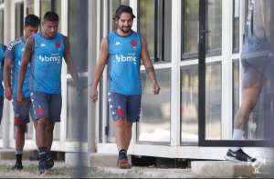 Vasco terá retorno de titular para a partida contra o Coritiba