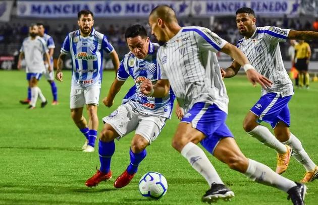 CSA tem retrospecto equilibrado com o Avaí. (Foto: Francisco Cedrim/CSA)