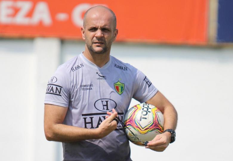 Série C: Visando final, técnico garante Brusque competitivo e deve manter titulares