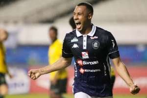 Série C: Remo perde seis jogadores e treinador por conta da Covid-19