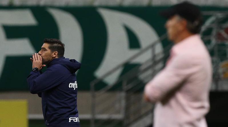 Auxiliar de Abel explica escalação de titulares do Palmeiras no Brasileirão