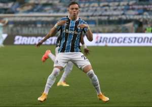 Grêmio encaminha venda de Pepê ao Porto-POR
