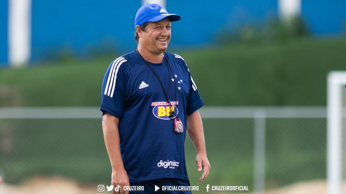 Após infarto, ex-técnico do Cruzeiro está consciente e deve deixar UTI até domingo