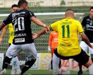 Ypiranga-RS 1 x 0 Paysandu-PA - Canário vê acesso escapar no final...