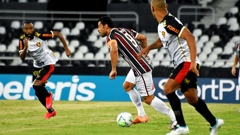 Fluminense derrota o Sport