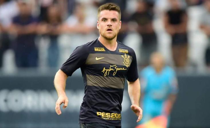 Ramiro deverá ser a única novidade entre os titulares do Corinthians