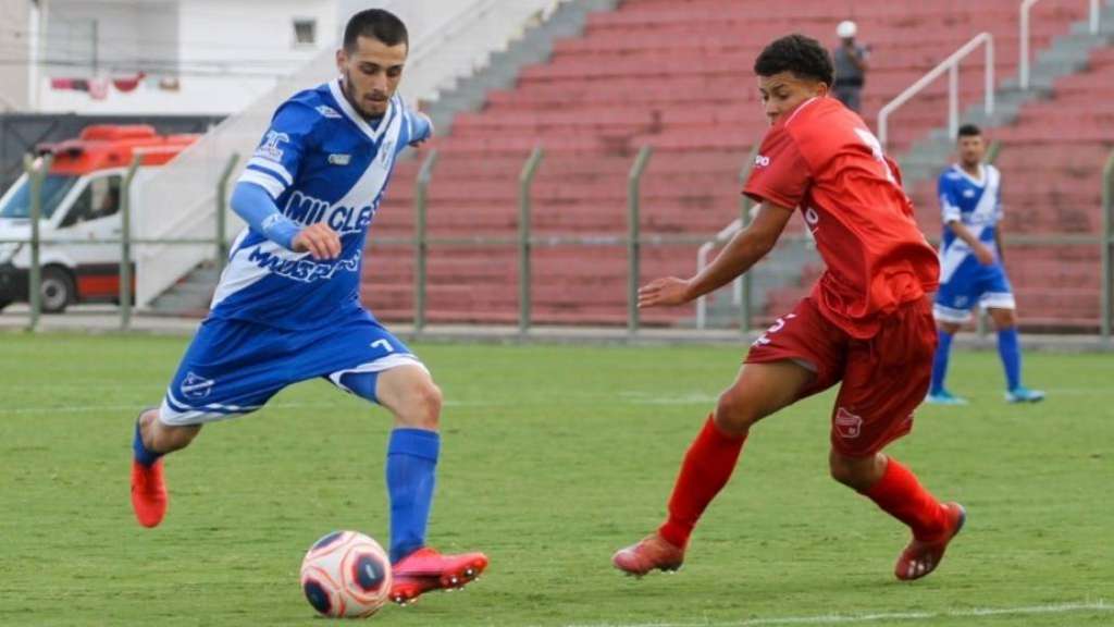 Após algumas contratações, Taubaté promove nove jogadores da base