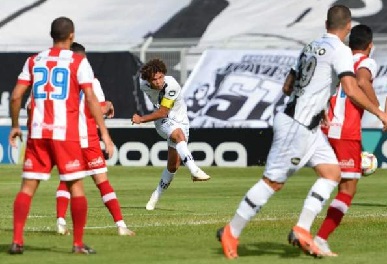 Começa a aparecer o dedo do treinador Fábio Moreno na Ponte Preta