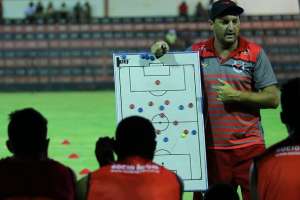 Presidente do Águia Negra confirma saída do treinador Rodrigo Cascca