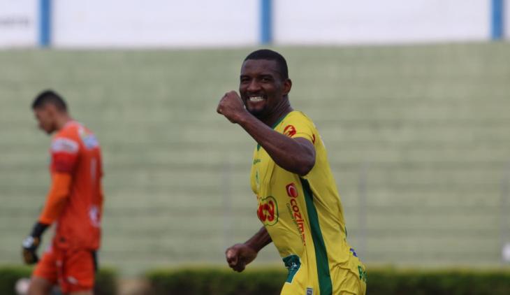 João Carlos, atacante do Mirassol (Foto: Marcos Freitas/Ag. Mirassol)