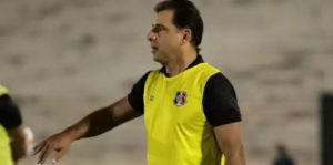 Série C: Ex-Sport e Náutico, técnico não garante ficar no Santa Cruz: 'Difícil falar'