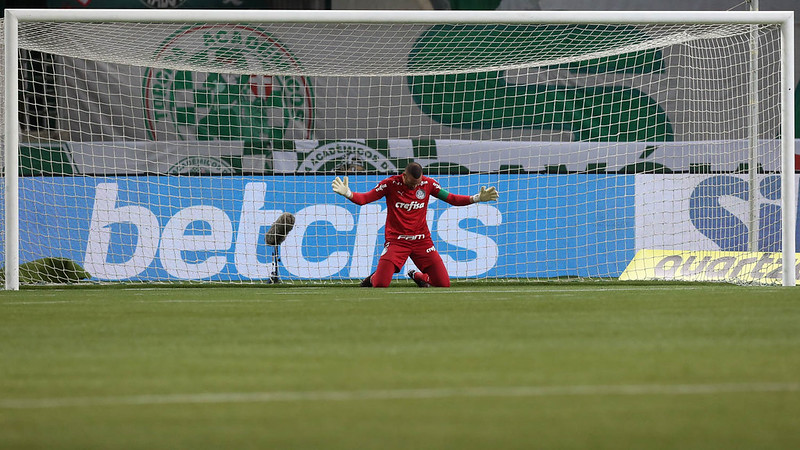 Com Abel Braga, Seleção FI do Brasileirão tem nomes como Weverton e Gabigol