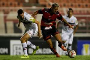 Luto! Atacante de clube paulista perde filha de 4 anos