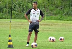 Paulista A2: Meia do São Bernardo se recupera de lesão após um ano parado