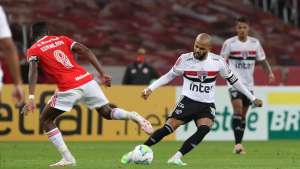 BRASILEIRÃO: São Paulo e Inter fazem duelo pela liderança, com Atlético-MG na cola