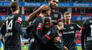 ALEMÃO: Bayer Leverkusen bate o Borussia Dortmund e assume vice-liderança