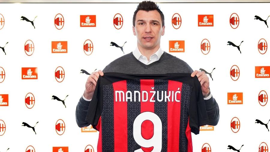 Novo atacante do Milan dispara sobre Ibrahimovic: “Tentarei ser igual”