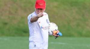 STJD intima Mano Menezes a depor no caso Gerson/Ramirez de injúria racial