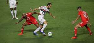 Juanfran admite São Paulo abalado psicologicamente: 'Cabeça não está boa'