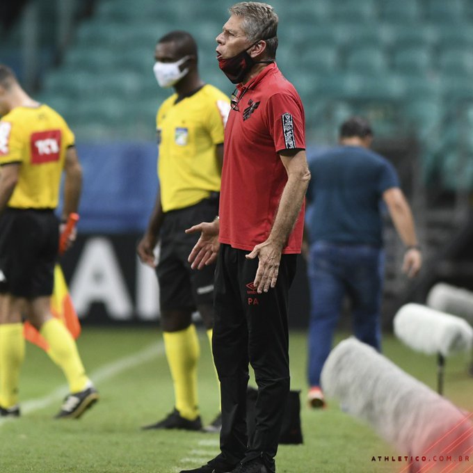 Após derrota, técnico Paulo Autuori diz que Athletico Paranaense não foi “agudo”