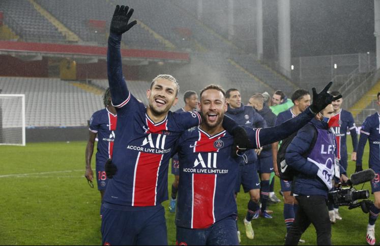 Jogador do PSG projeta transferência de Messi ao clube francês: “Seria genial”