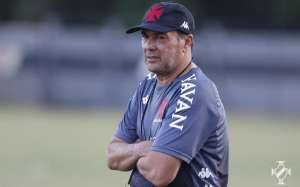 Luxemburgo pede união nas últimas rodadas: '8 jogos para manter Vasco na Série A'