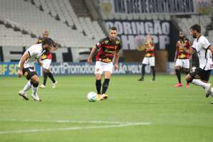 Corinthians 3 x 0 Sport - Timão se reabilita após clássico e complica Leão