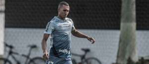 Lucas Braga lamenta e diz que faltou eficiência ao Santos em derrota