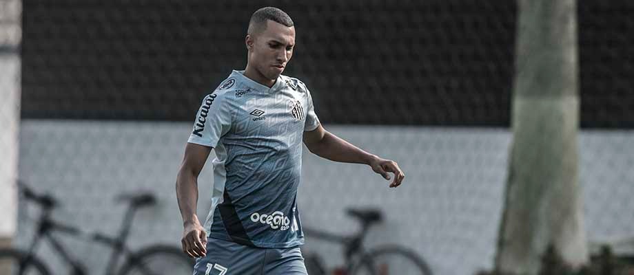 Lucas Braga lamenta e diz que faltou eficiência ao Santos em derrota