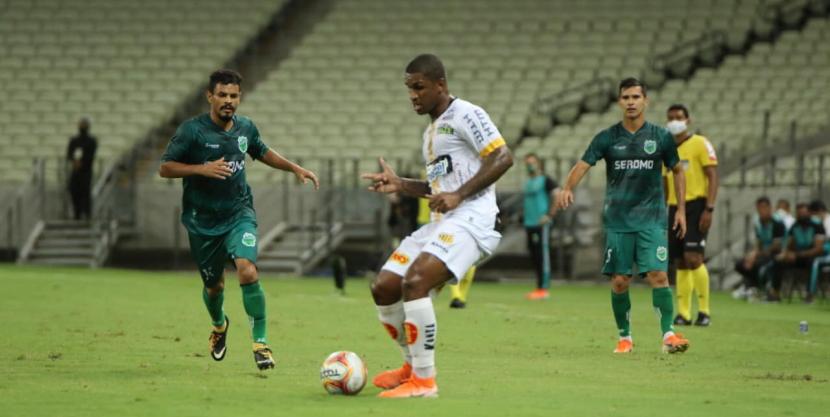 Floresta-CE x Novorizontino (Foto: Ronaldo Oliveira/ASCOM Floresta EC)