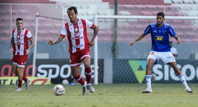 Náutico se livrou da queda. (Foto: Gustavo Aleixo / Cruzeiro)