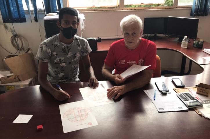 Segundona: América empresta atacante para o futebol albanês