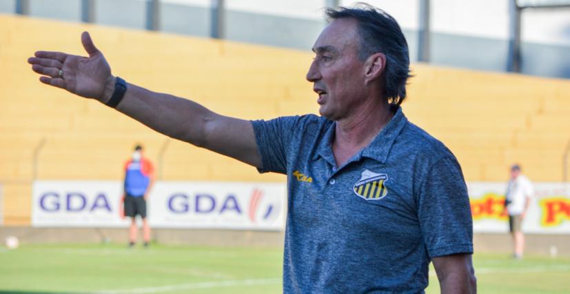 Roberto Fonseca não é mais técnico do Novorizontino (Foto: Maria Paula Laguna/Novorizontino)