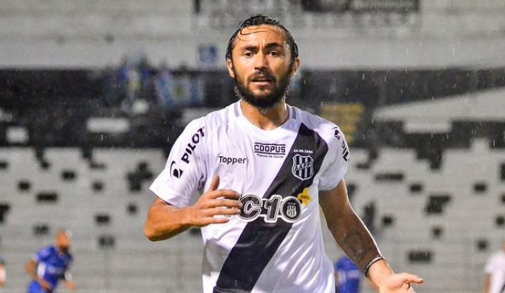 Série B: Ponte Preta renova contrato de ícone da torcida até dezembro de 2021