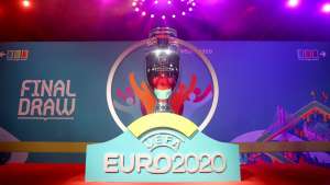Uefa insiste com Eurocopa em 12 cidades e quer planos para público até abril