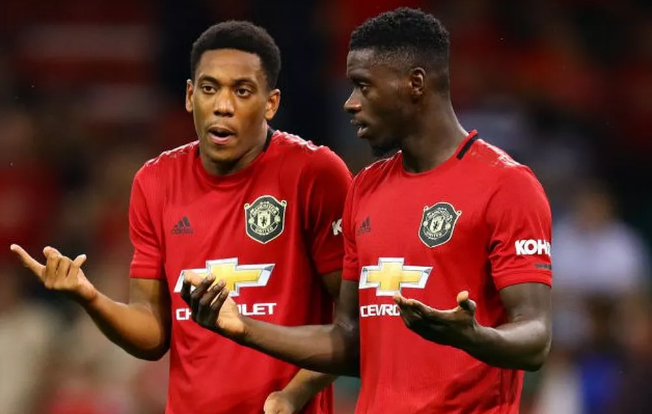 Matial e Tuanzebe foram alvos de racismo (Foto: Divulgação/Manchester United)