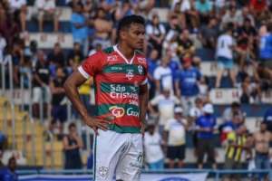 Paulista A2: Ex-atacante da Portuguesa se oferece ao clube pelas redes sociais