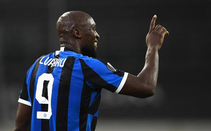 Ibrahimovic e Lukaku são punidos, mas escapam de pena pesada por bate-boca