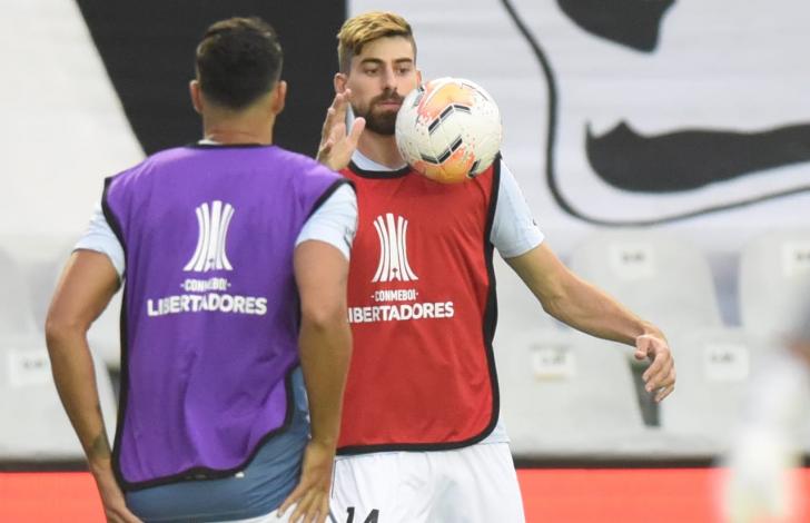 ​Zagueiro do Santos destaca a honra e a emoção de disputar a final da Libertadores