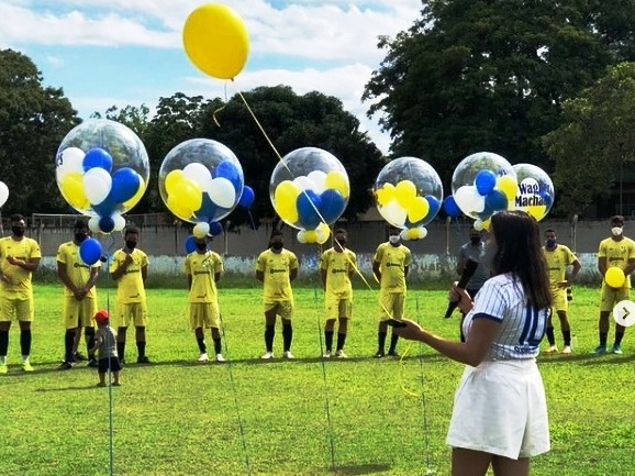 Elenco do Palmas-TO presta homenagens às vítimas da tragédia