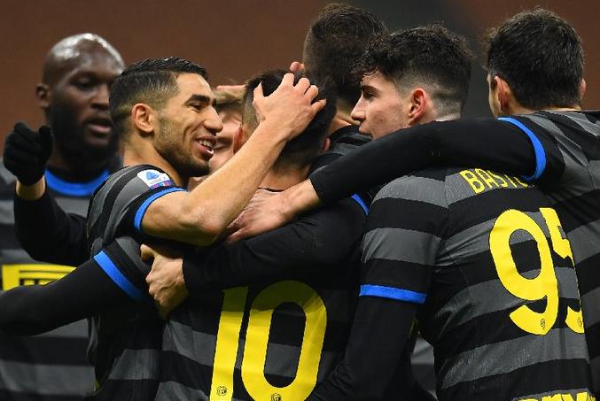 ITALIANO: Inter goleia o Benevento e segue na cola do líder Milan 2 0002050525411 img