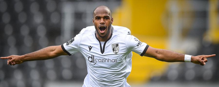 PORTUGUÊS: Vitória de Guimarães bate Marítimo e segue no pelotão de cima