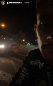 Festa de Scarpa, campeão da Liberta, termina com polícia e brincadeira: 