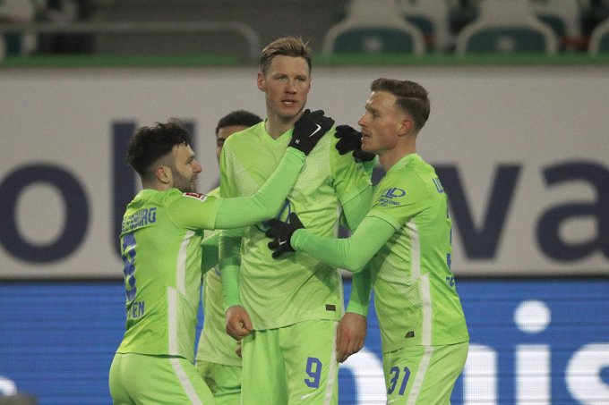 ALEMÃO: Wolfsburg derrota Freiburg e mantém o terceiro lugar